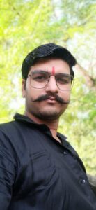 अध्यक्ष सुमित कश्यप